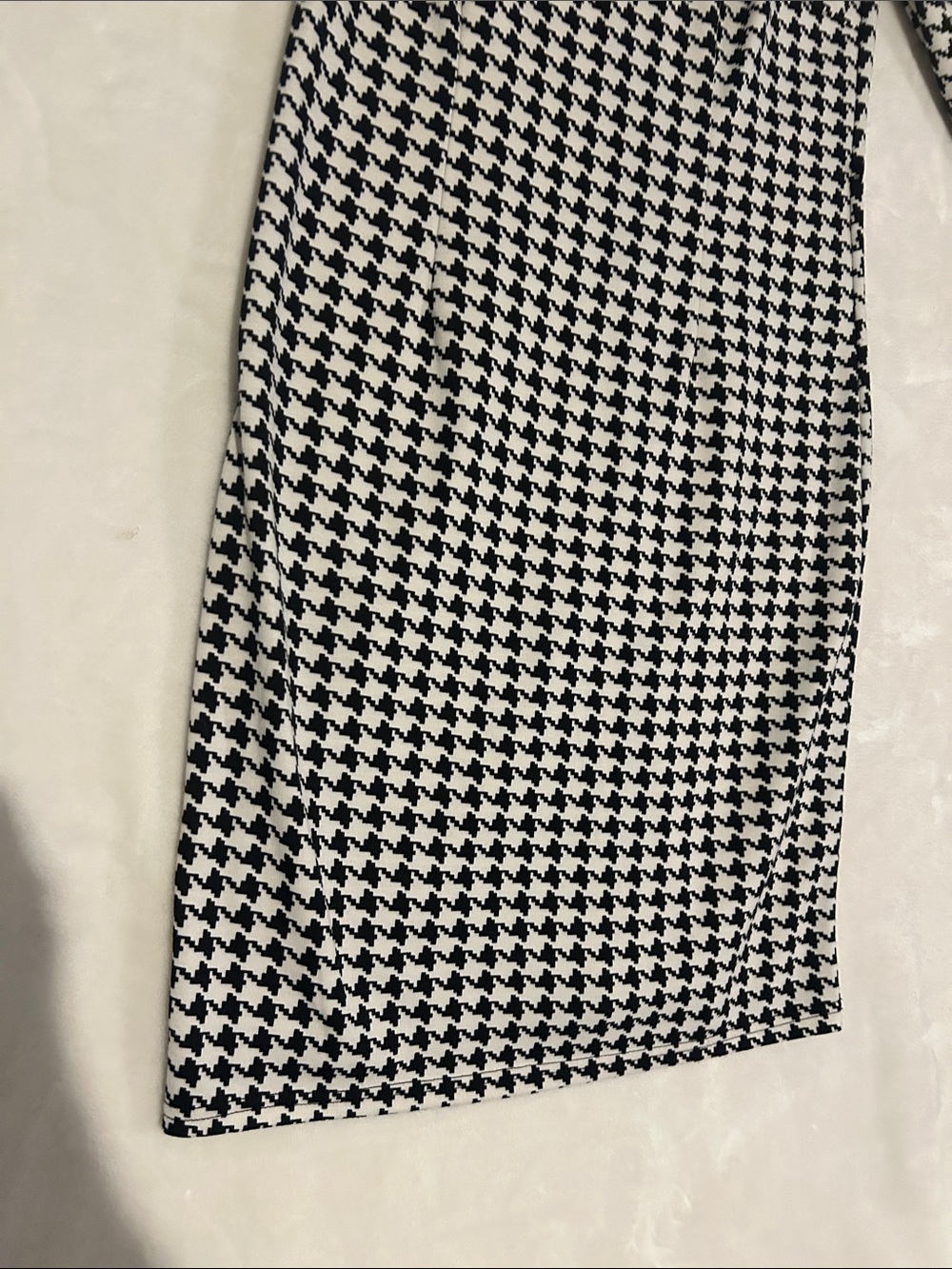 🎀 Spense Black & White Houndstooth Long Sleeve Sheath Dress - Picture 5 of 7